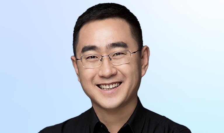 Xiaohui Ding headshot