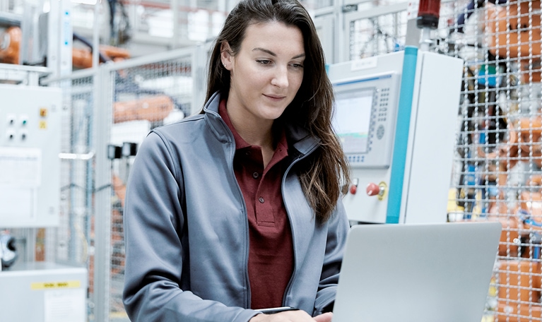 Industry 4.0: Reimagining manufacturing operations after COVID-19