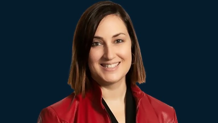 Kara Sprague headshot