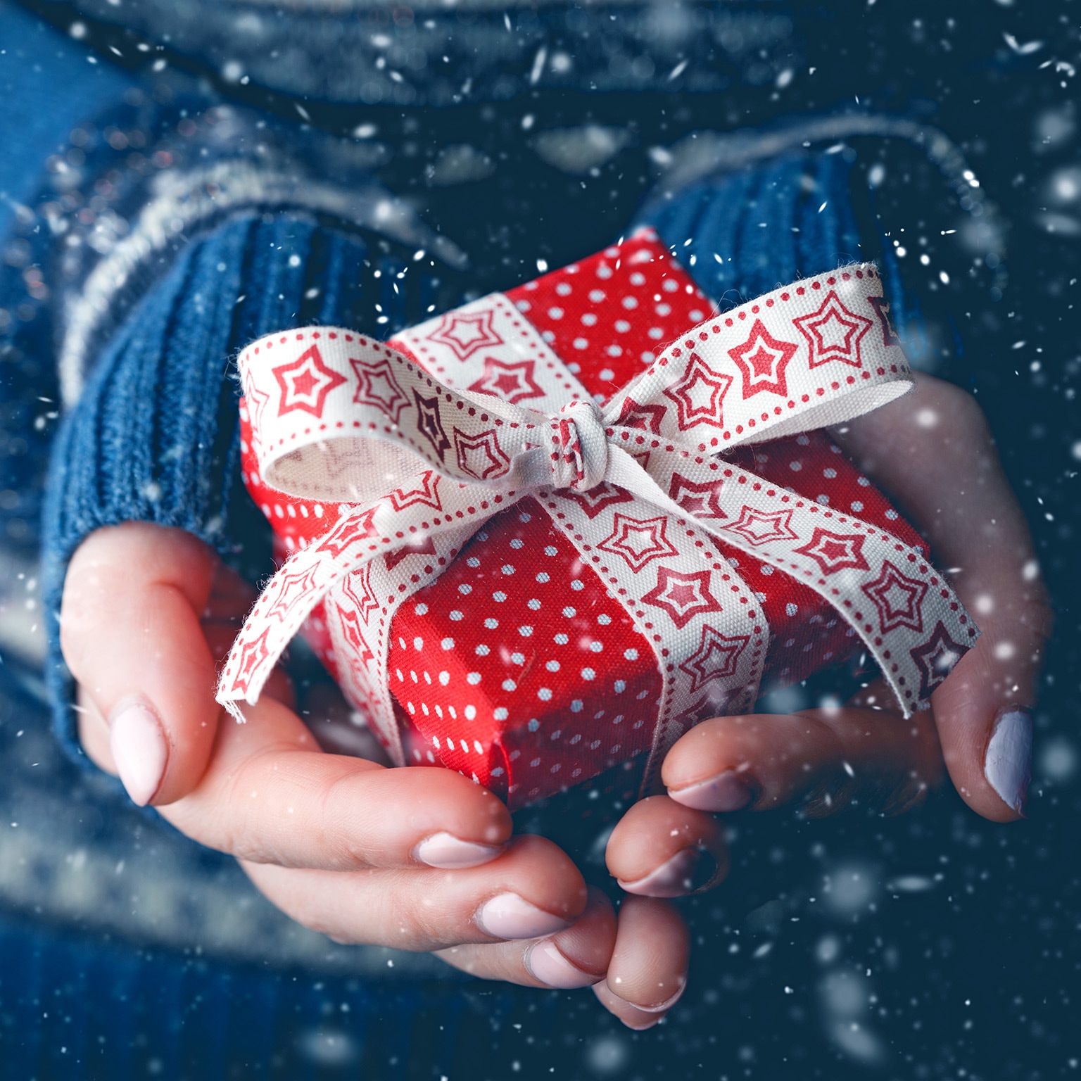 It’s the holiday season: Insights for consumer business