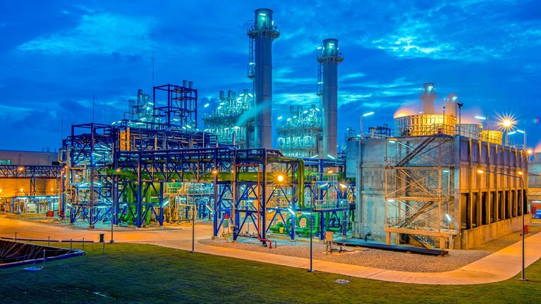 Gas turbine electrical power plant with twilight