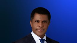 Phil Ozuah headshot